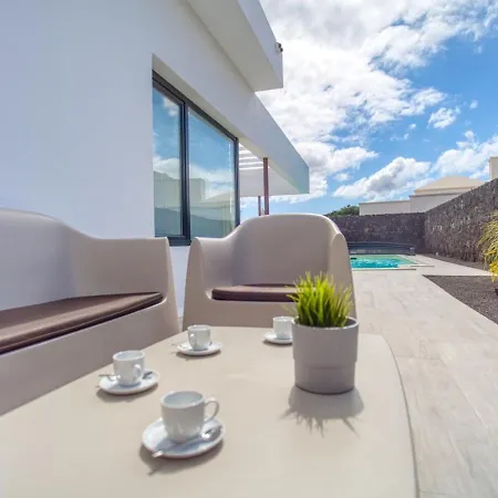 Villa Lava Dreams