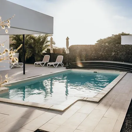 Villa Lava Dreams