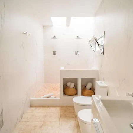 Lava Dreams Villa *