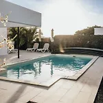 Villa Lava Dreams