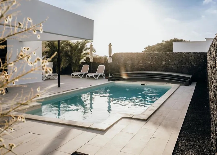 Villa Lava Dreams