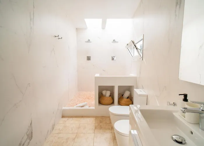 Lava Dreams Villa *